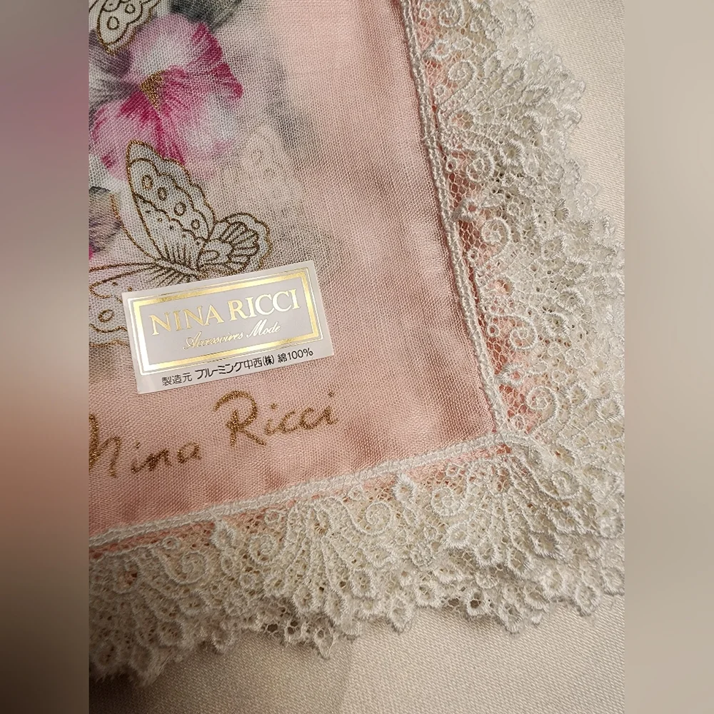 Nina Ricci Pink Floral Lace Handkerchief - NEW WITH STICKER JAPAN Exclusive - Picture 4 of 13
